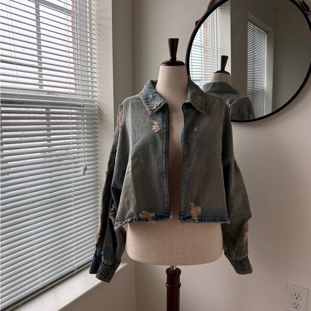 Zara Cropped Distressed Jean Jacket - blue